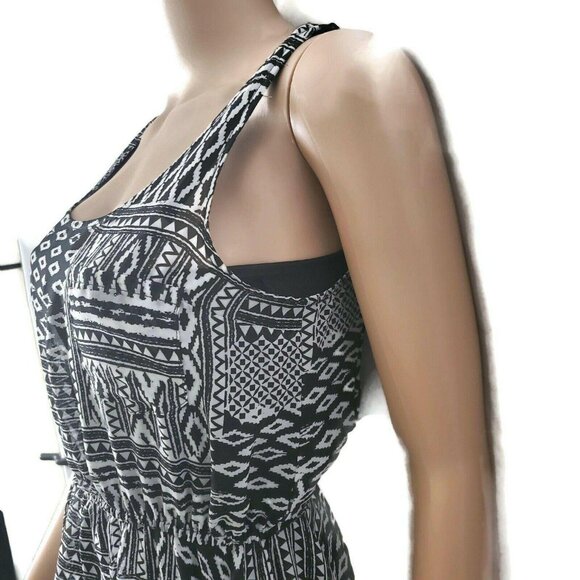 Fire Los Angeles Women’s Sleeveless Summer Dress Geometric Black White Sz Small - Picture 10 of 16